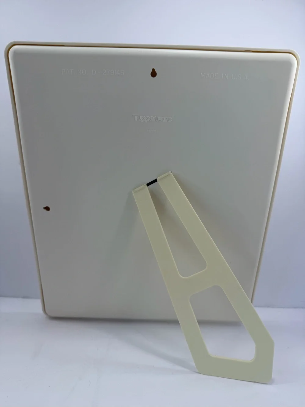 VTG Tupperware Memory Mates Collage Picture Frame 2262B-1 Almond Cottagecore